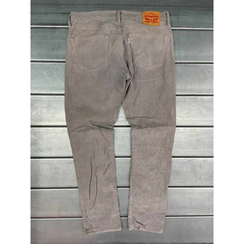 Levis levis 511